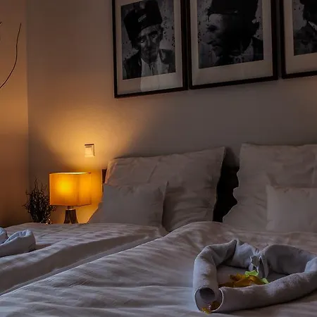 Mucha Терхова